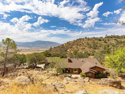25501 Bear Valley Rd, Tehachapi, CA, 93561