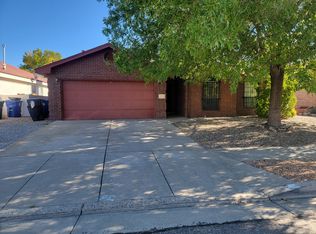 1020 Salinas St SE, Albuquerque, NM 87123