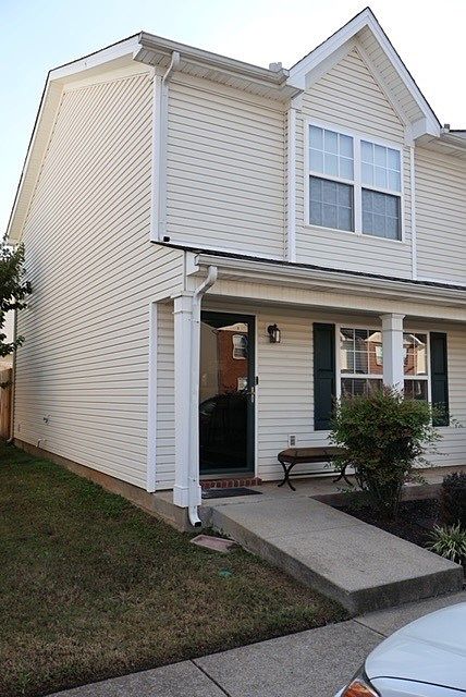 1st image of 351 Arapaho Dr