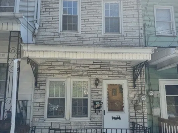 517 E Arch St, Pottsville, PA 17901