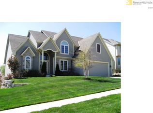 22801 W 44th St, Shawnee, KS 66226