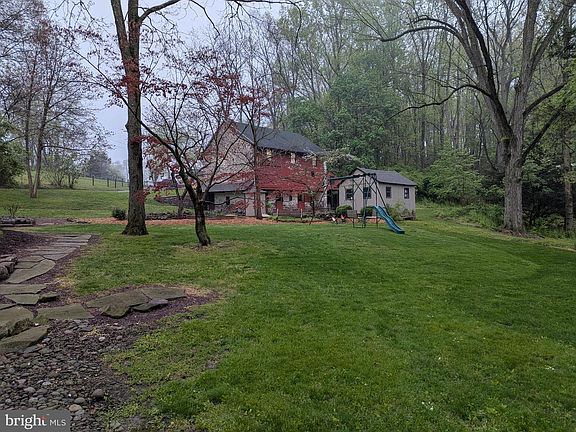 5th image of 63 Hampshire Rd