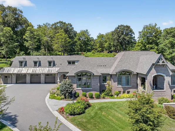 25 Sandfort Lane, Warwick, NY 10990