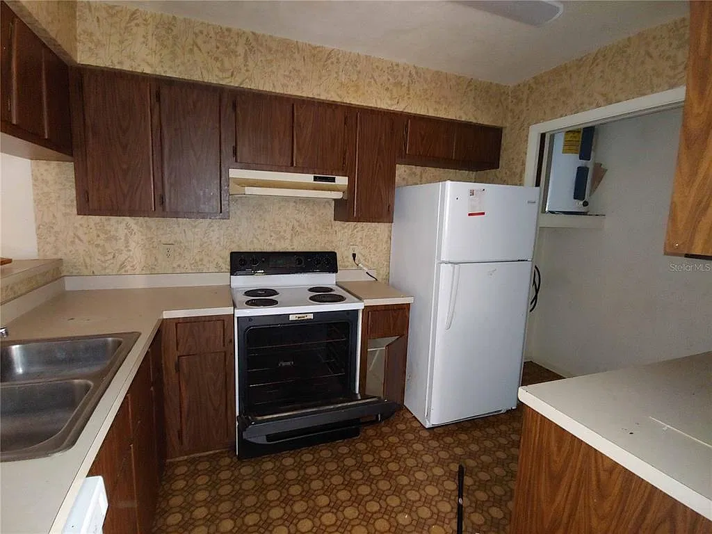 3 bed, 2.0 bath, 1168 sqft, $1,500 — Photo 4