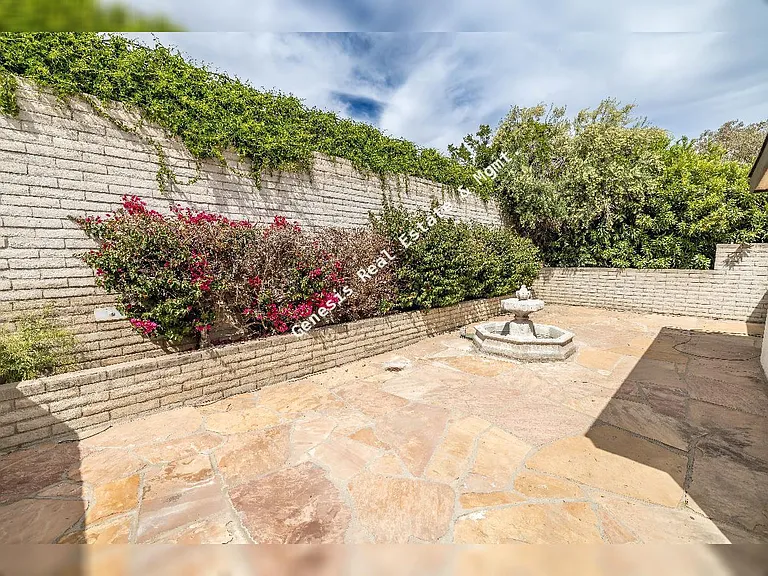 4741 E Calle Elegante — Photo 27