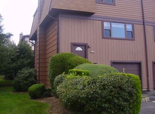 7001 Hana Rd, Edison, NJ 08817