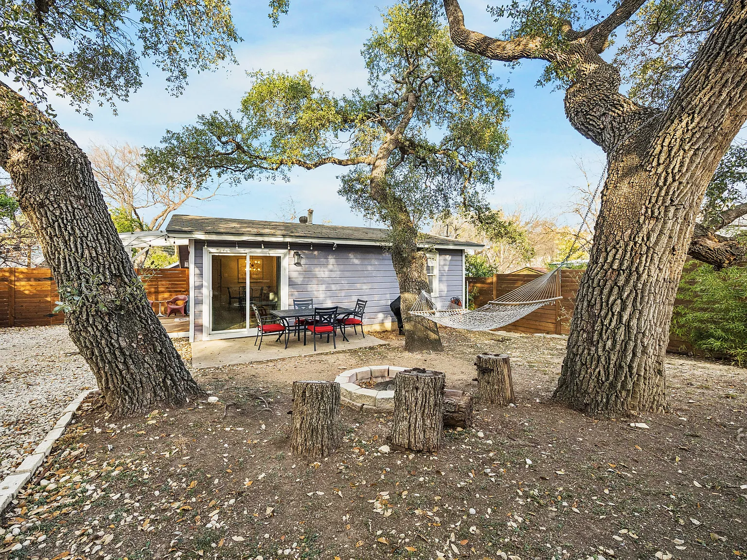 1 bed, 726 sqft, $2,200 — Photo 3