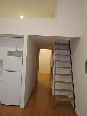 Rented by Manhattan Flats | media 16