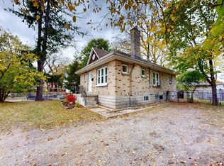 415 Springbank Dr, London, ON N6J 1G7