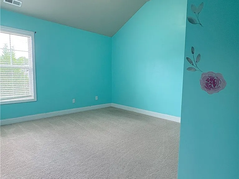 260 Trenton Pl — Photo 15