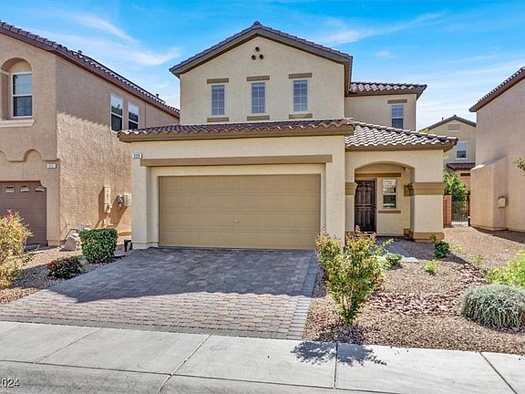 2nd image of 329 Botanic Gardens Dr