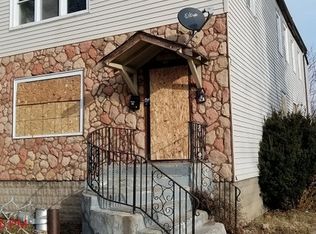 10739 S Perry Ave, Chicago, IL 60628