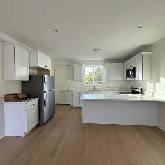 11684 Park Center Dr #A — Photo 5