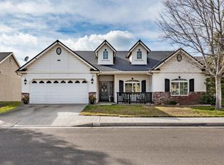 121 S Filbert Ave, Fresno, CA 93727