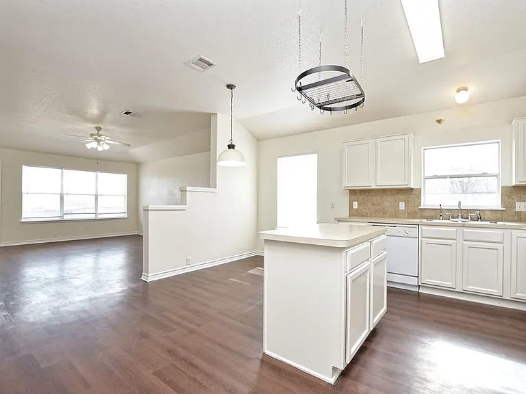 14521 Gurneys Eagle Dr — Photo 3