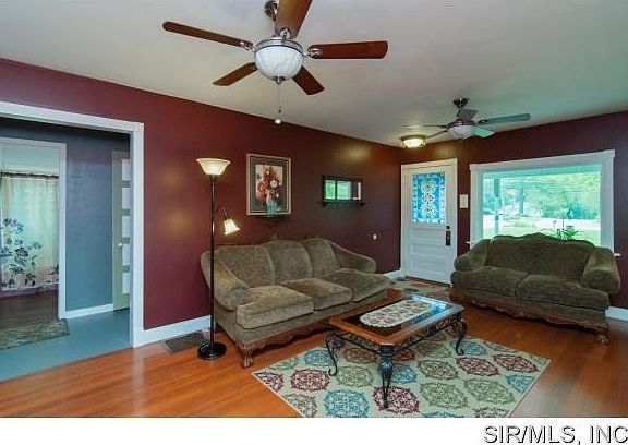 3rd image of 1001 Franklin Ave