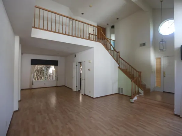 34384 Dunhill Dr, Fremont, CA 94555