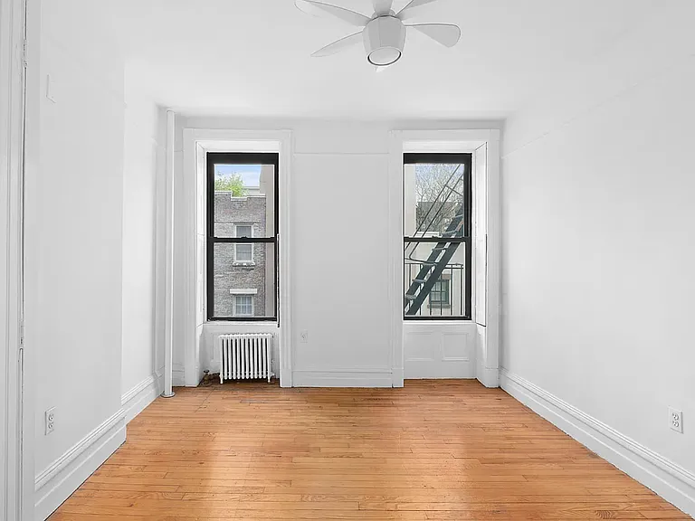 25 Leroy St #10 — Photo 1