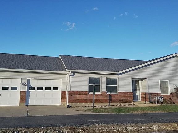 2nd image of 112 Longcastle Dr APT 1