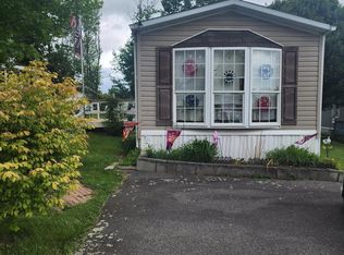 319 Ayla Ln, Dalton, PA