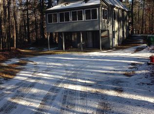 501 Pequawket Dr, Conway, NH 03818