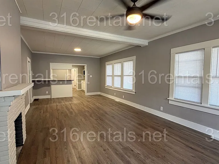 514 W 4th Ave — Photo 2
