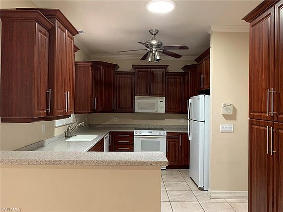 3rd image of 626 Falls Ln