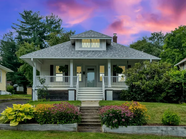 8 Oak Street, Plymouth, CT 06786