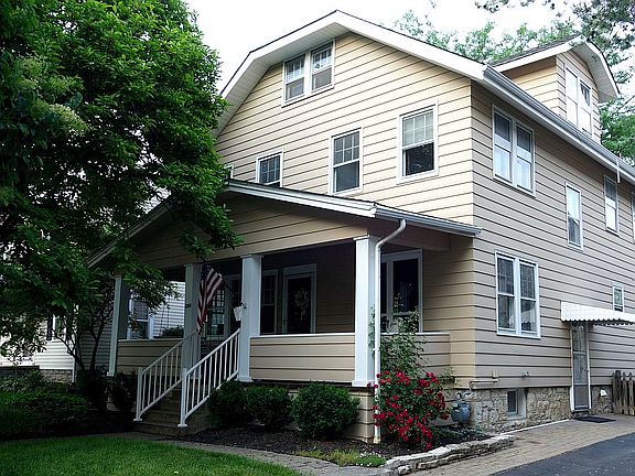 3rd image of 1256 Ashland Ave
