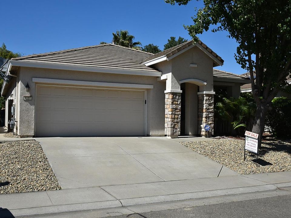 2nd image of 4805 Jurgenson Way