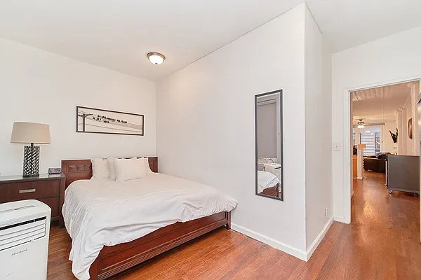 Rented by Living New York | media 16