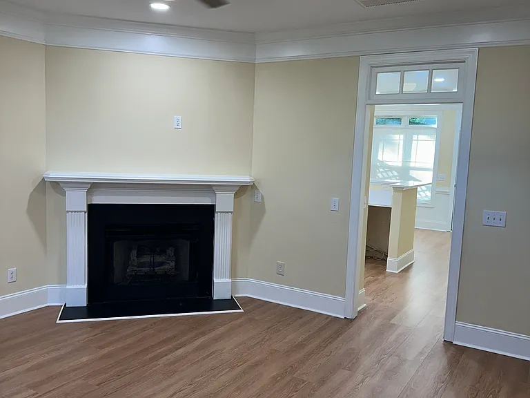 115 Windermere Dr #405 — Photo 24