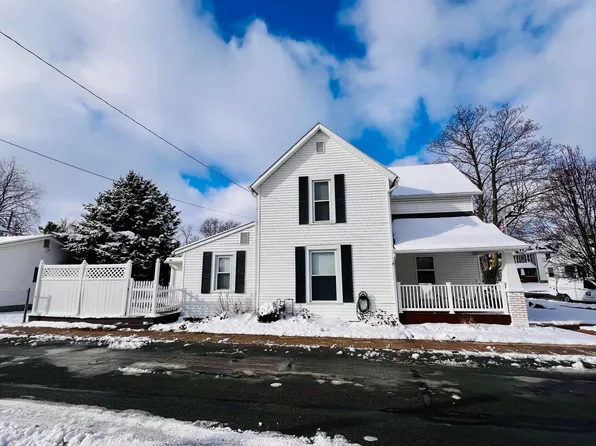 332 E Auburn Ave, Bellefontaine, OH 43311