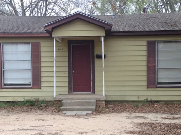 1206 N Olive St, Gladewater, TX 75647