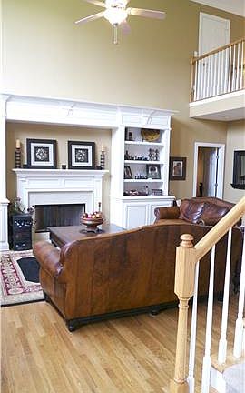 3rd image of 5214 Saint Ives Dr