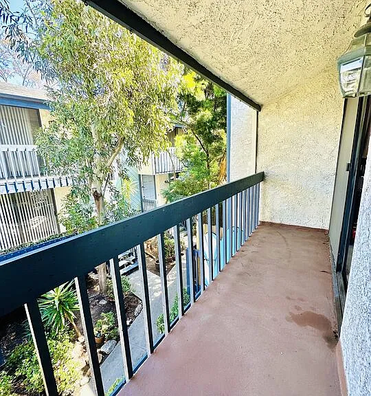 29239 Heathercliff Rd #3 — Photo 4
