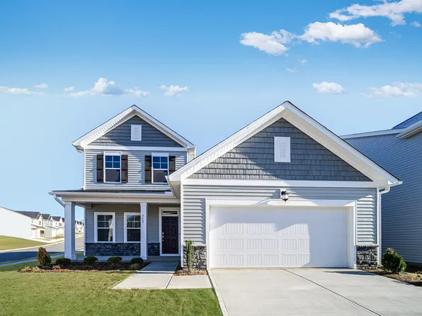 660 Morning Light Dr, Angier, NC 27501