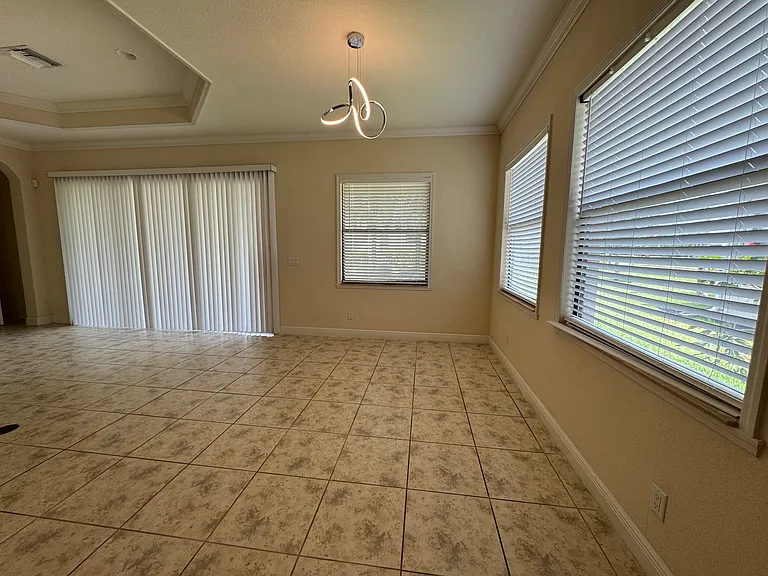 1520 Raffina Ct — Photo 17