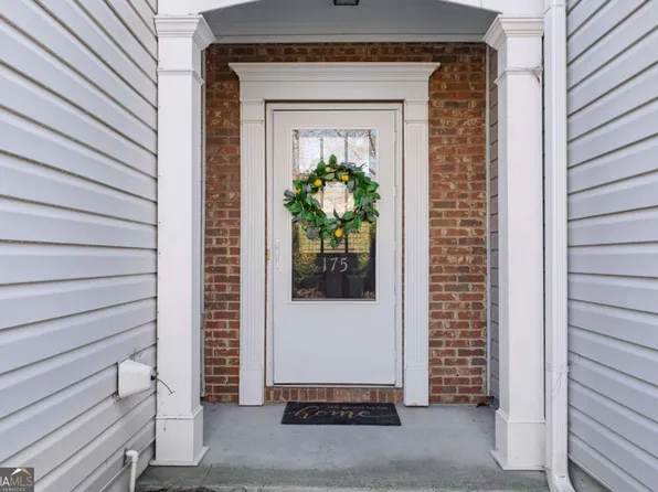 175 Regent Pl, Woodstock, GA 30188