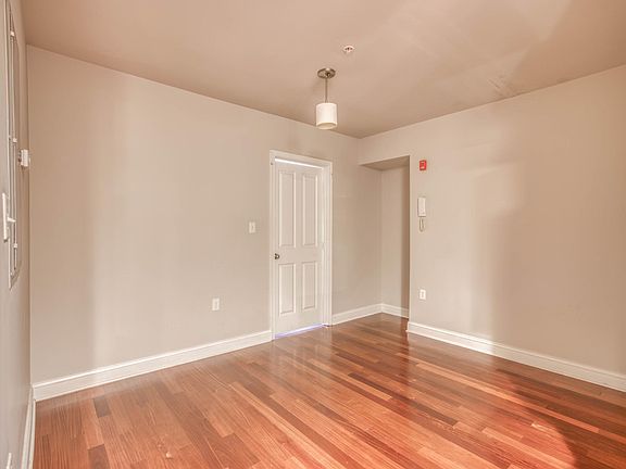 5th image of 1025 Saint Paul St APT 1