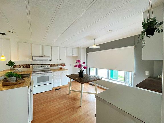 4th image of 5301 2nd St #50