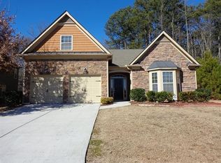 340 Cliffhaven Cir, Newnan, GA 30263