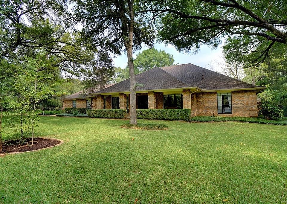 1st image of 250 Ginger Ct