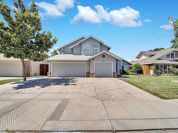 2nd image of 5831 Caribbean Cir