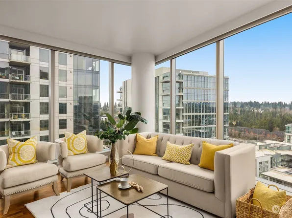 10650 NE 9th Place #1824, Bellevue, WA 98004