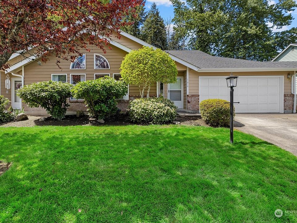 1st image of 11810 112th Avenue Ct E