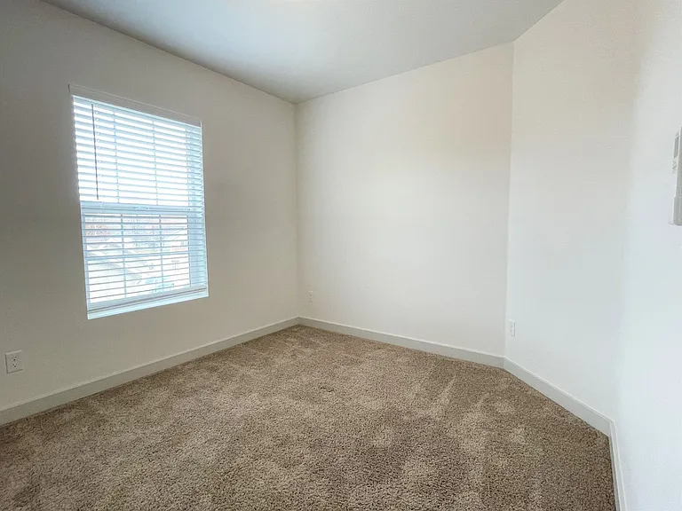 5899 N Lakeshore Way — Photo 26