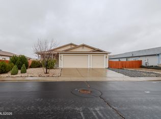 17635 Lake Powell Dr, Reno, NV 89508