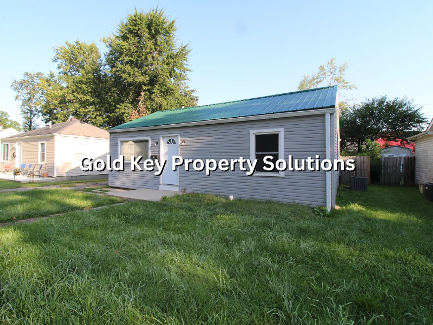 Beautifully Updated 3 Br 2 Ba House With Central Air (No Section 8) — Photo 2