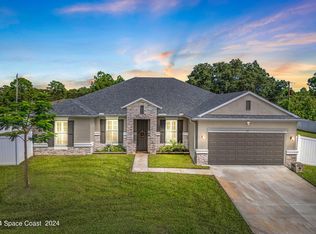 815 Yacolt Rd SE, Palm Bay, FL 32909